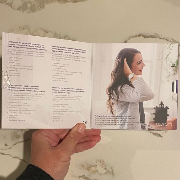 AVA Bracelet Fertility Tracker with Box - Picture 5 of 10